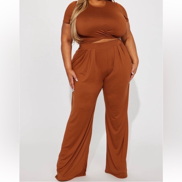 *8 Fashion Nova items - Picture 11 of 15